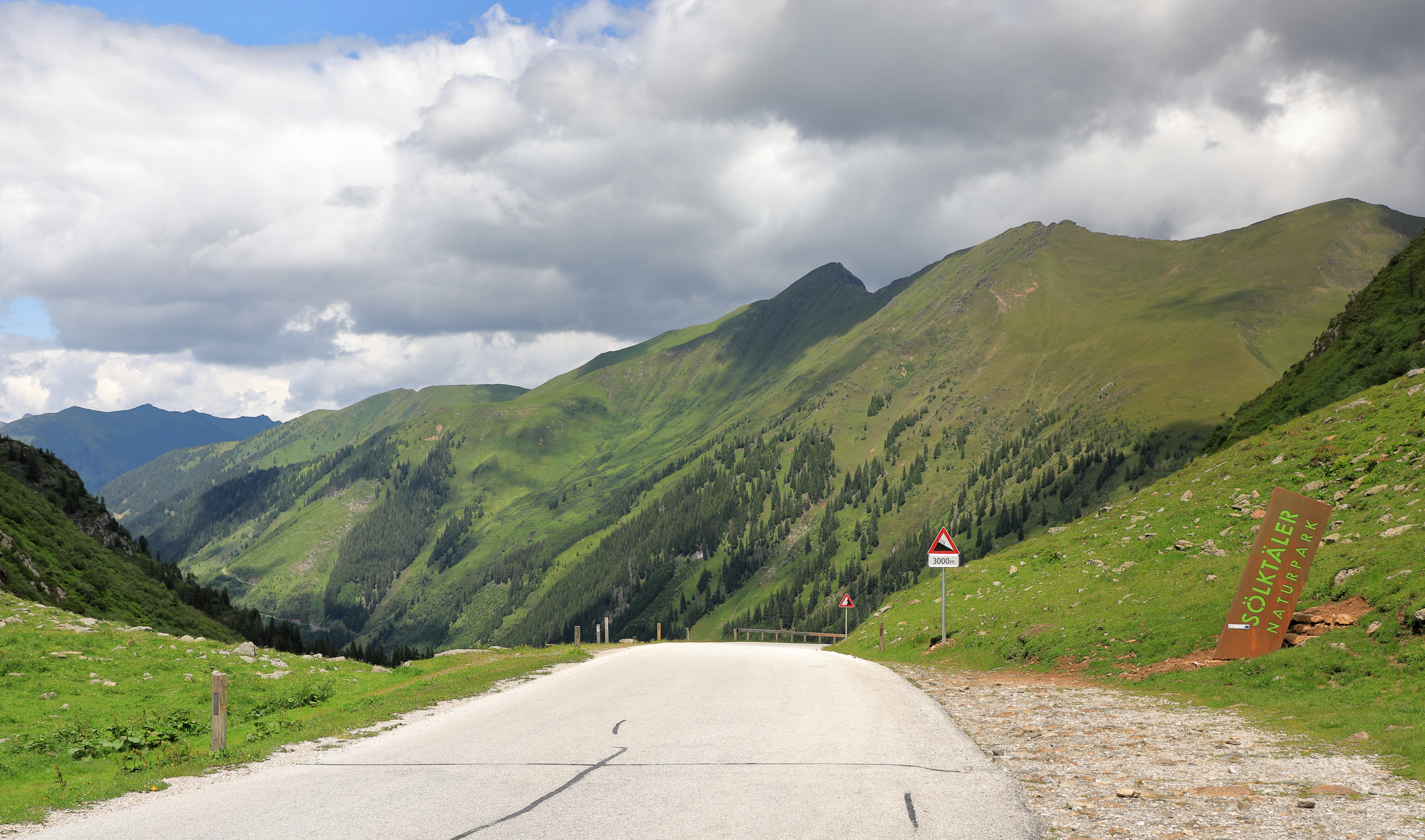 Blick vom S&ouml;lkpass Richtung Norden in das S&ouml;lktal.